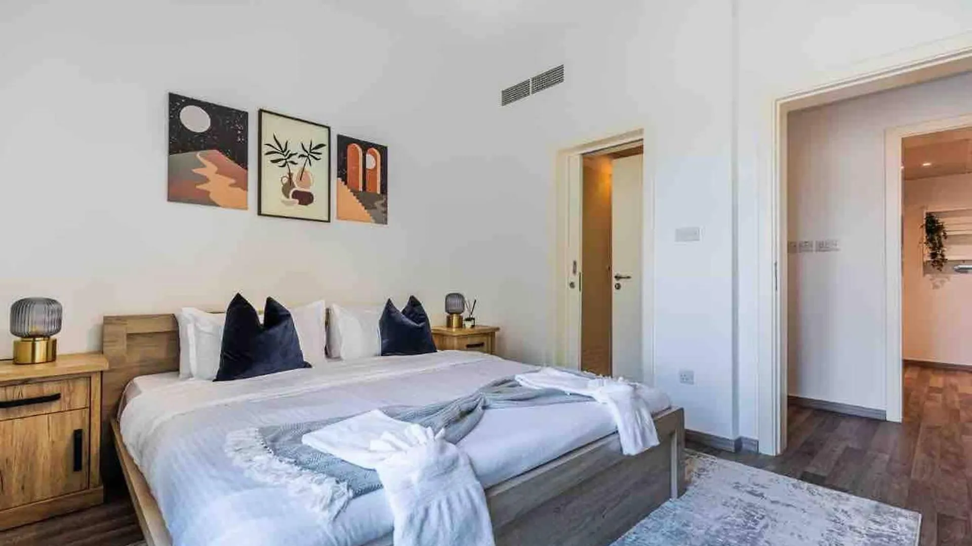 Serene & Spacious 1Br The Greens Dubai